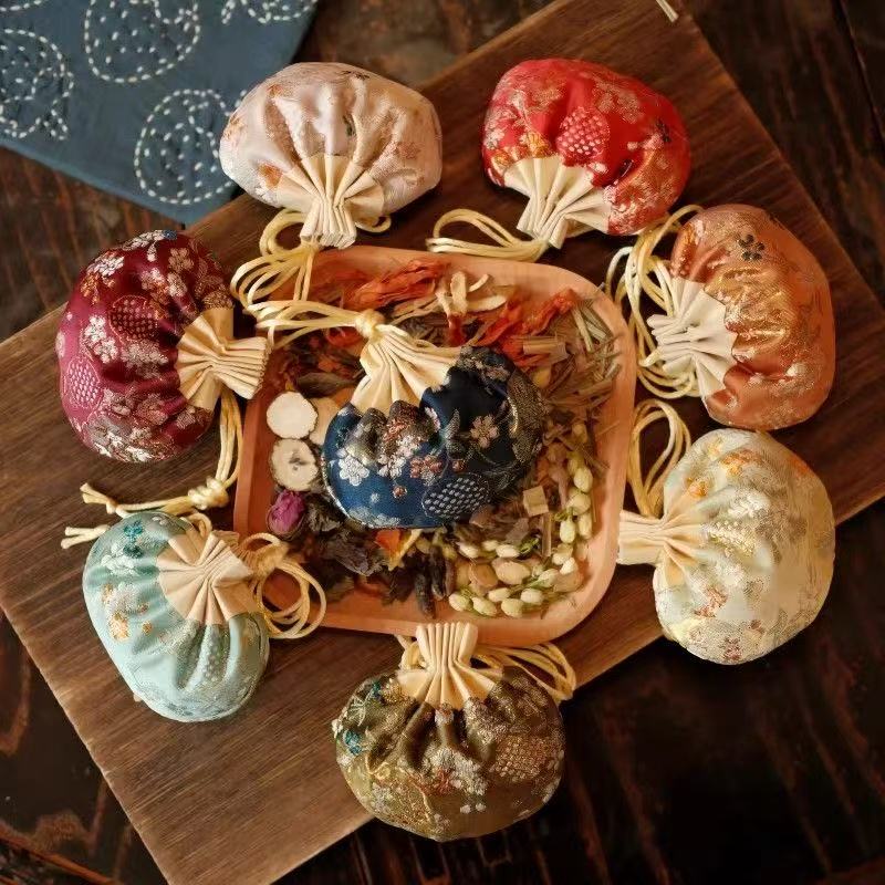 3-Pack Vintage Floral Silk Amulet Drawstring Neck Pouch Lucky Charm Bag