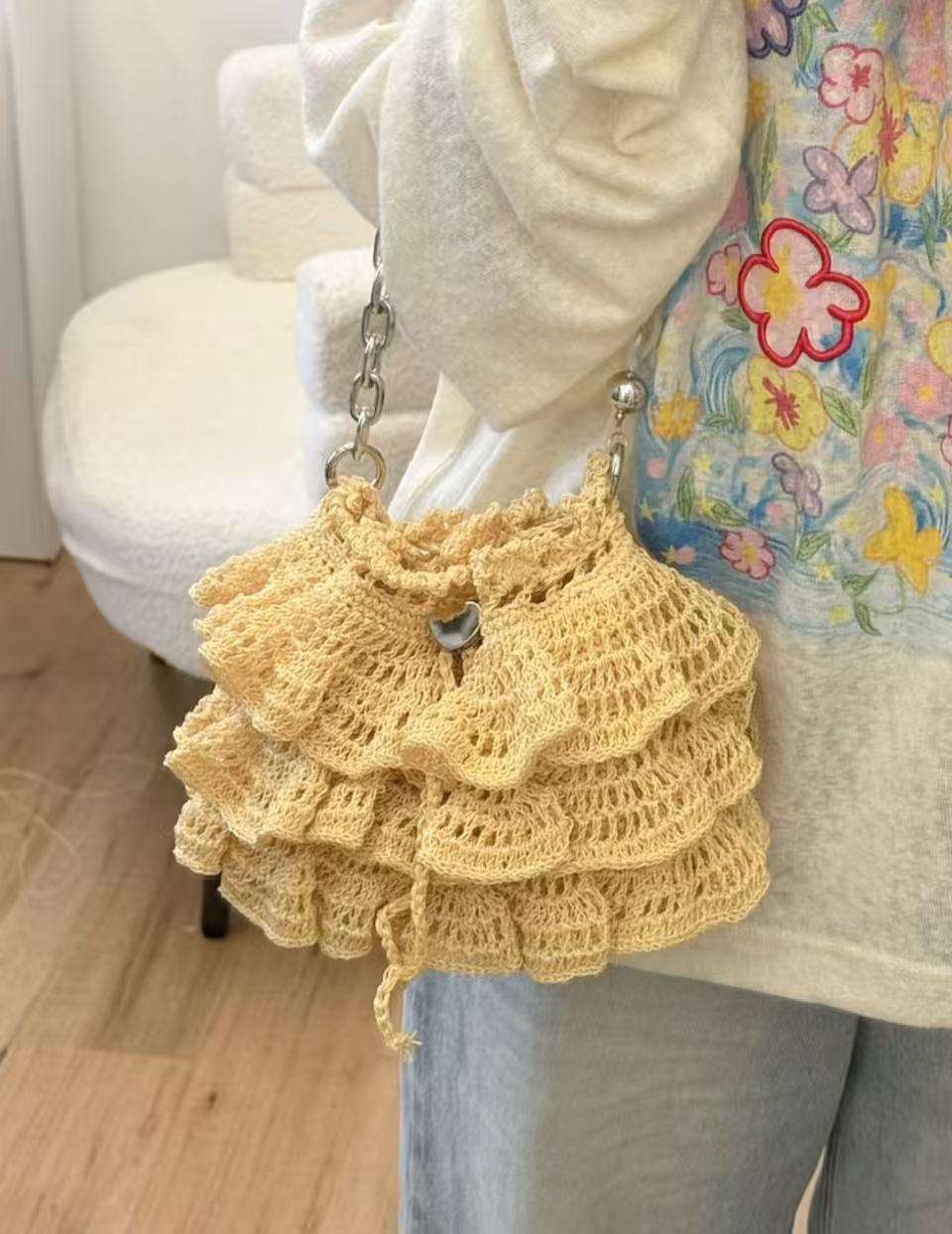 Crochet Cake Ballet Bag DIY Kit & Finished Product Ruffle Drawstring Crossbody Bag