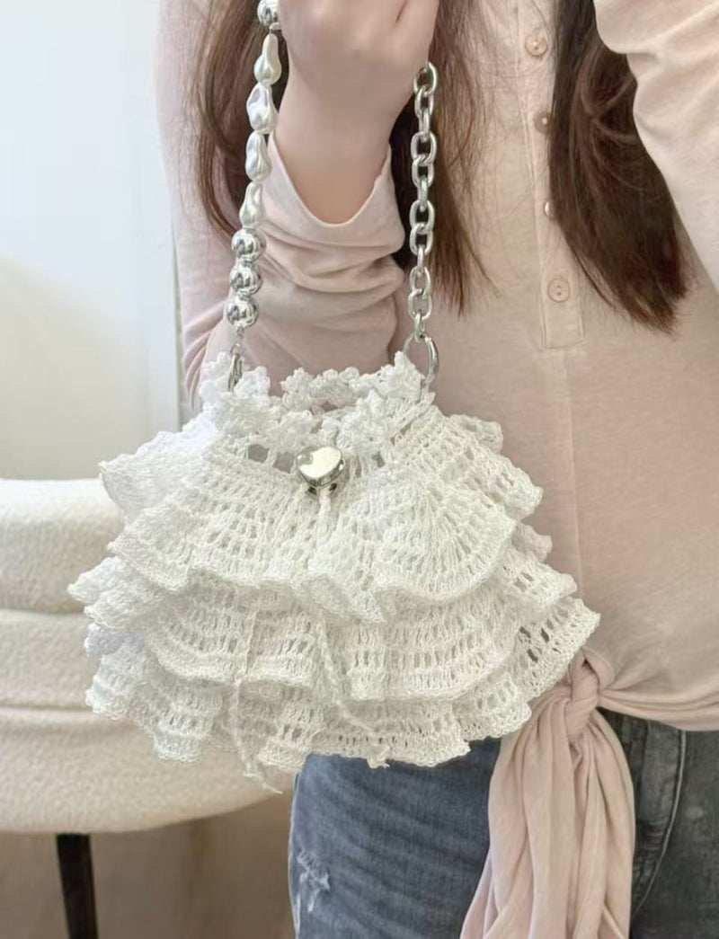 White Cake Ballet bag — finished project example for DIY kit